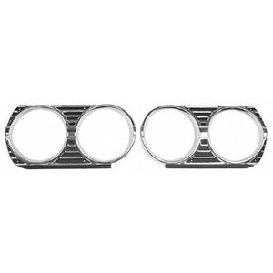 GMK403006065P DRIVER AND PASSENGER SIDE PAIR OF HEAD LIGHT BEZELS- PAINT FOR USE ON SS MODELS